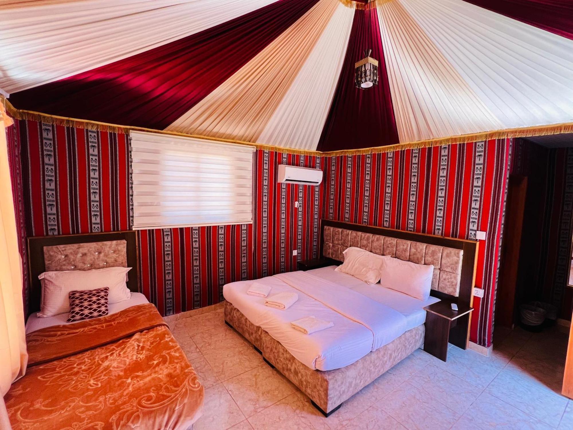 Angelina Wadi Rum Camp Exterior foto